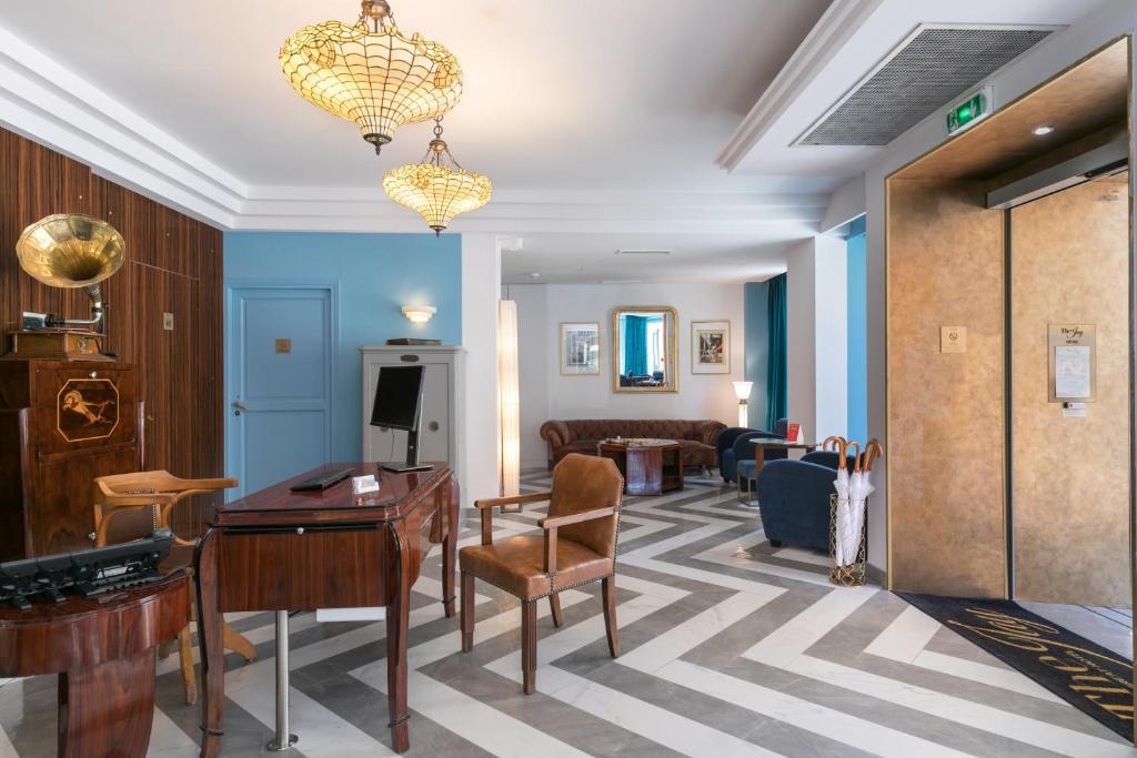 เดอะ เจย์ โฮเทล บาย แฮปปี้คัลเจอร์ Hotel นีซ ภายนอก รูปภาพ